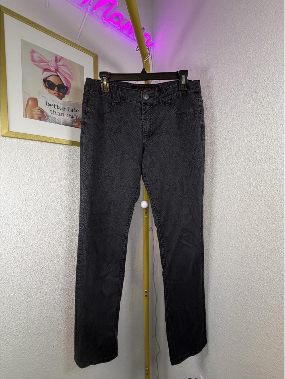 Liverpool Women's Black Snake Print Jeans Size 10